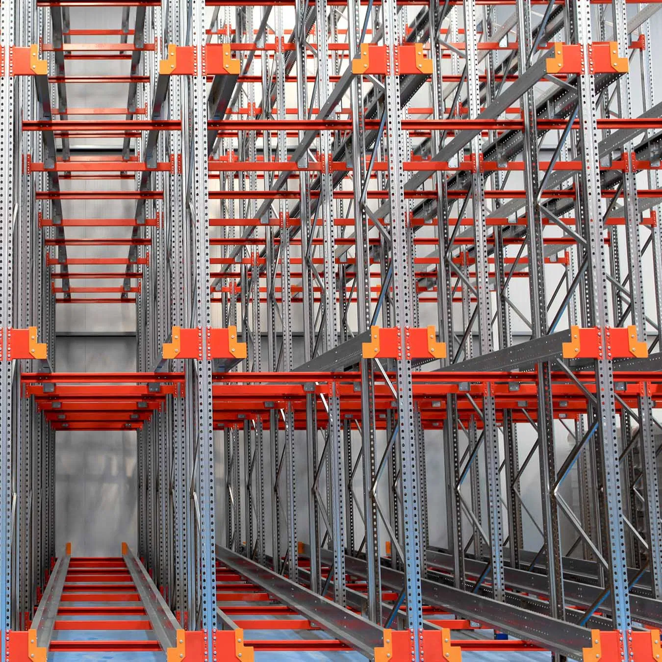 Heavy-Duty Teardrop Pallet Racking for Maximum Warehouse Efficiency ODM Rack