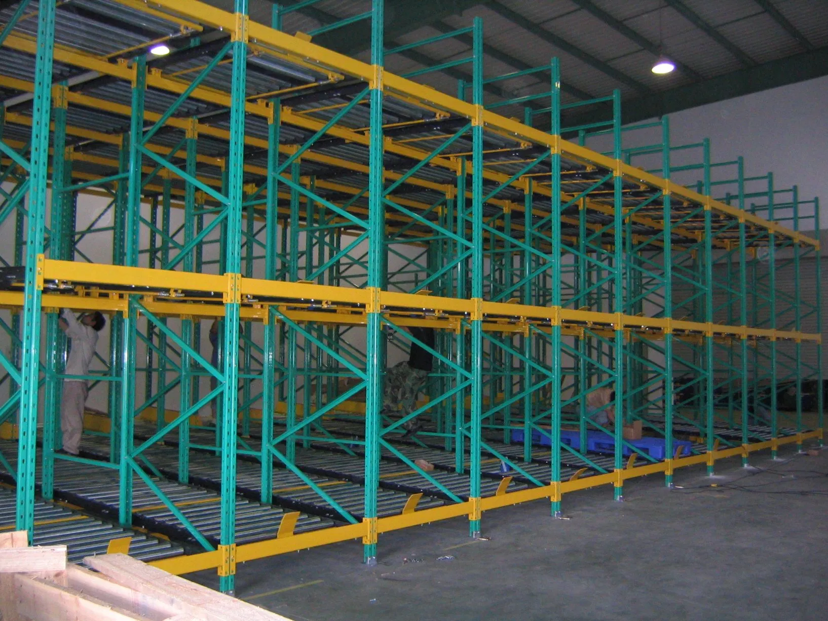 Jise High Quality Warehouse Flow Rack Roller Picking Equipment Racks System Gravity Racking.