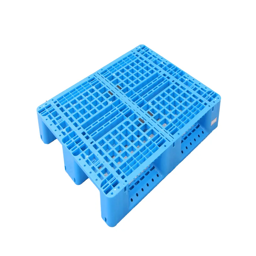 Plastic Pallet View 3