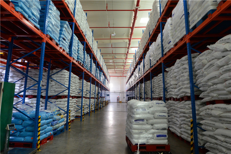 Advanced Gravity Flow Pallet Rack for Streamlined Storage Solutions