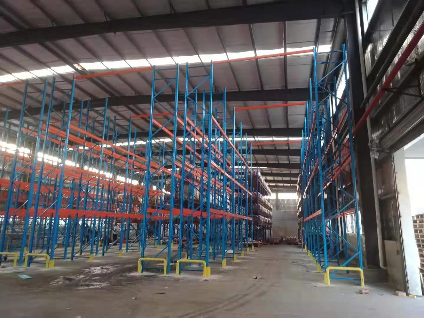 China Factory Made Fast Assembled Pallet Rack with Step Beam Teardrop Racks