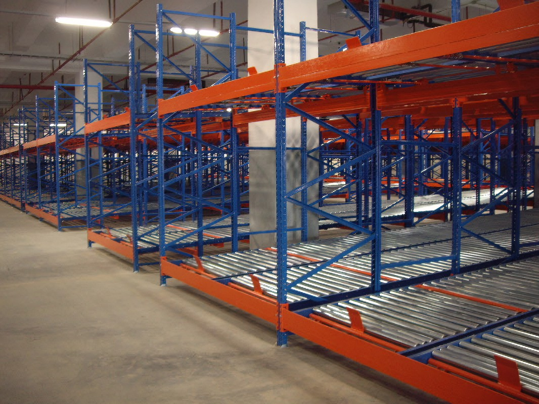 Gravity Flow Pallet Rack Designed for Optimal Warehouse Efficiency