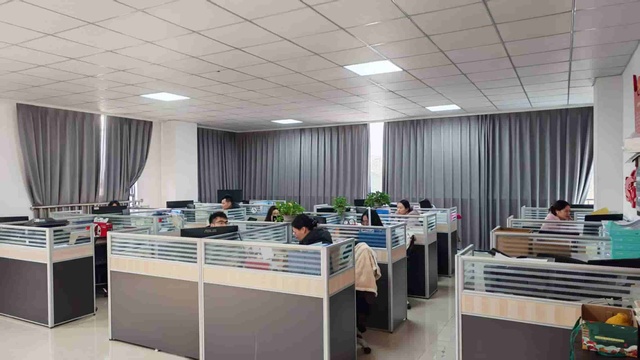قطع تعليق عالية الجودة لمختلف المركبات
