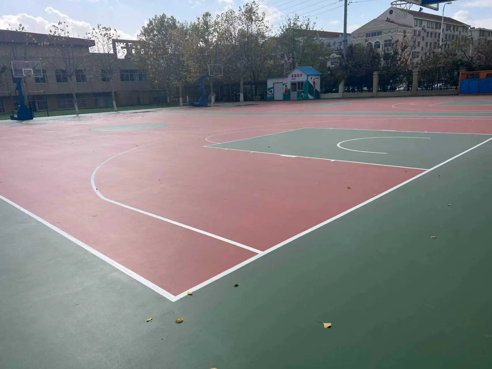 High-Performance Eco-Friendly Sports Court Surface with ISO9001 Certification