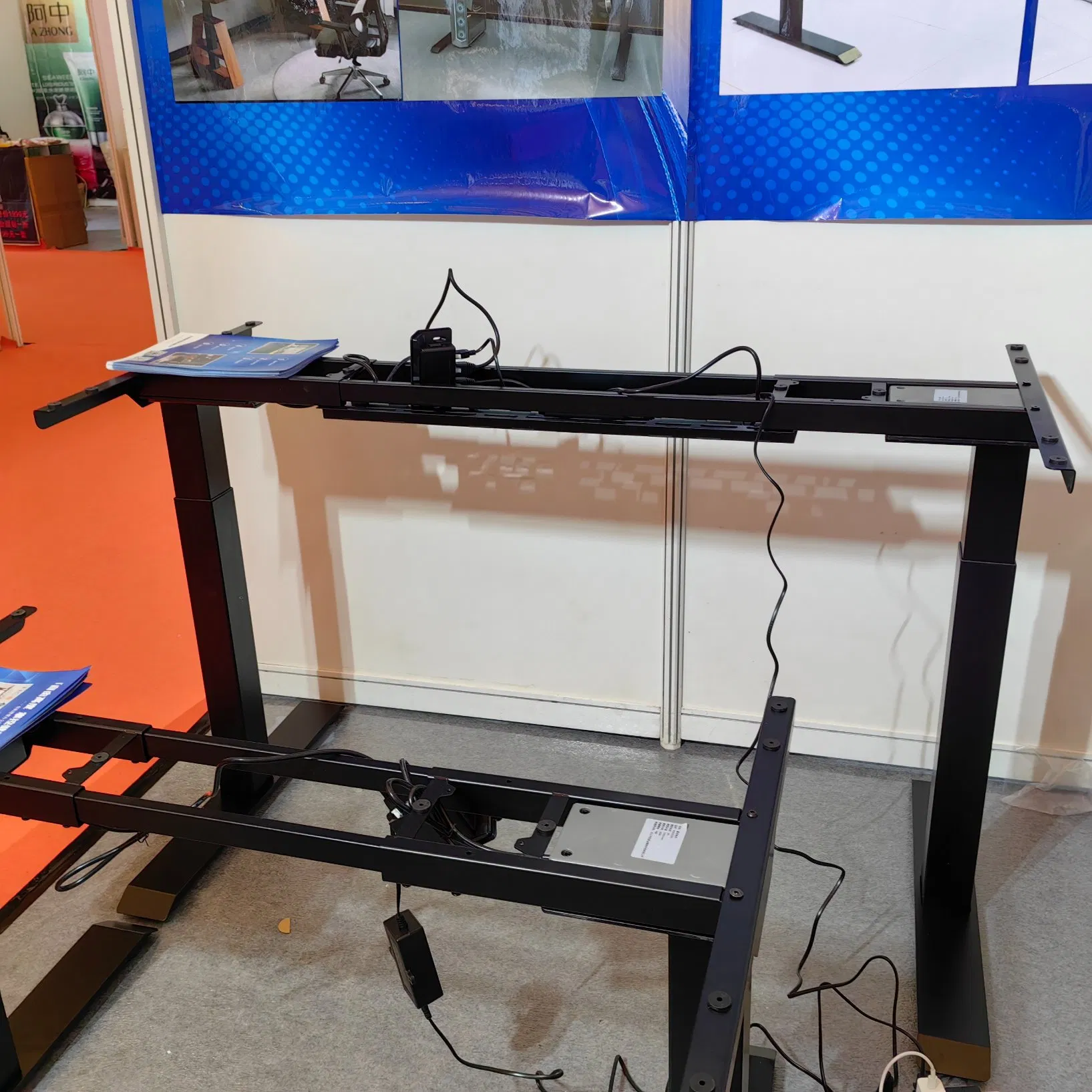 Online Hot Sale Sit Stand Height Adjustable Standing Desk Converter