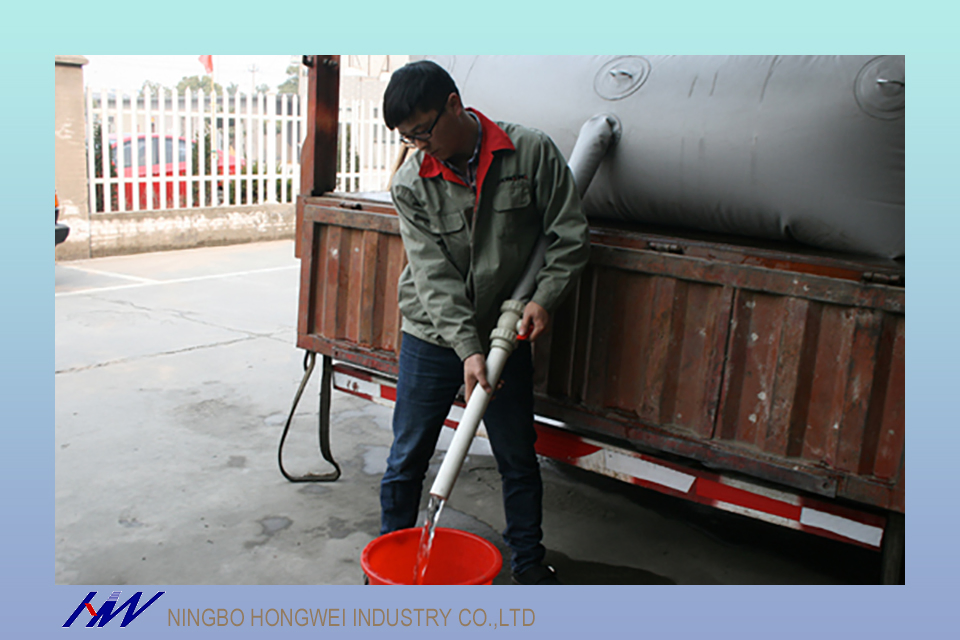 Heavy-Duty 10T Portable PVC Camping Water Tank Solution