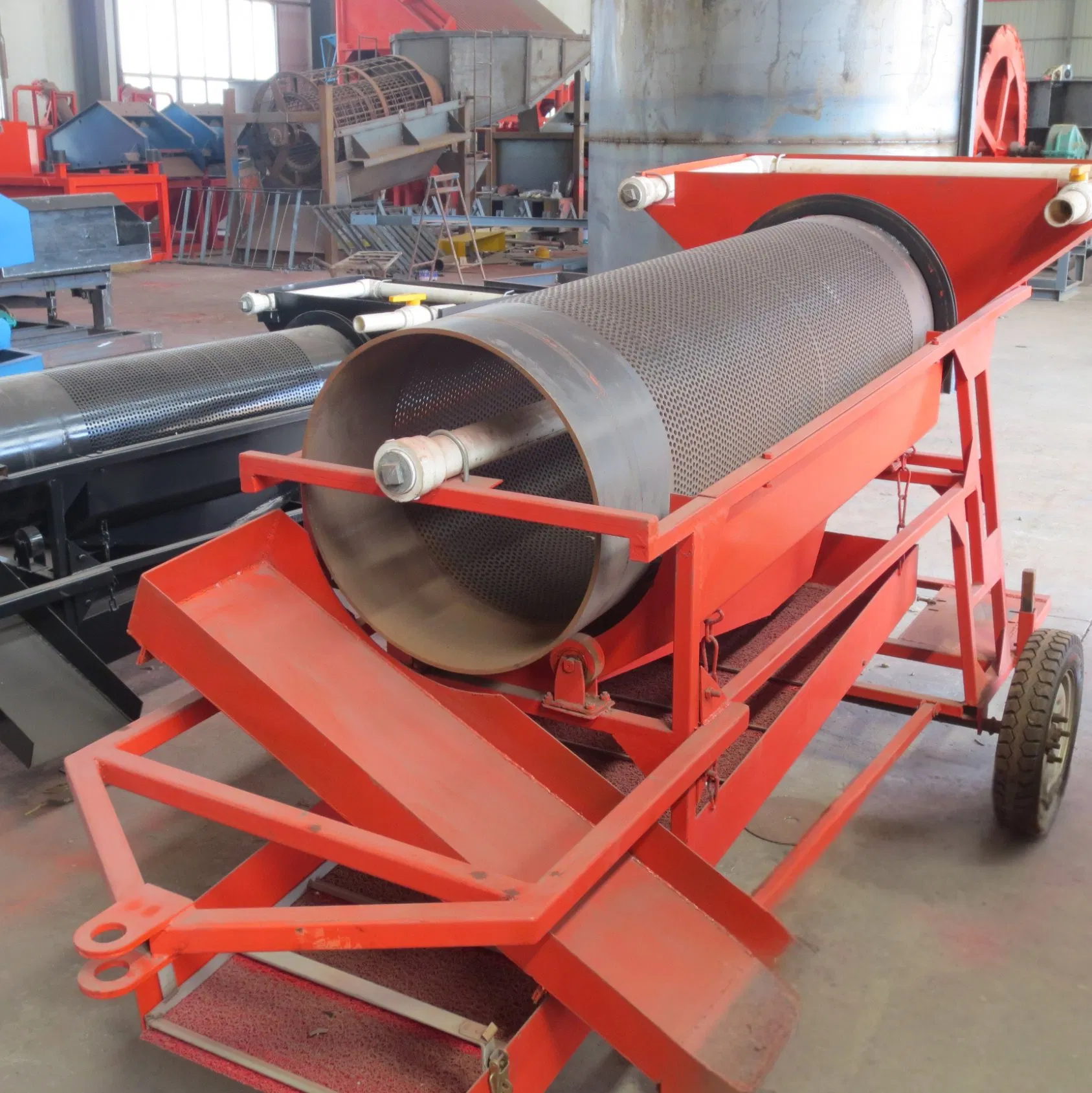 New China Mobile High Recovery Gold Panning Equipment Gold Washing Tool with Sluice Box