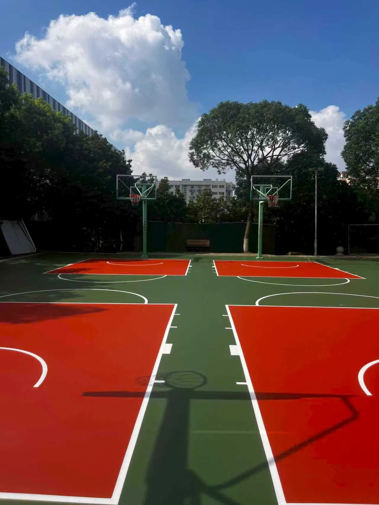 Eco-Friendly Sports Court Surface with High-Performance Silicon PU Quality