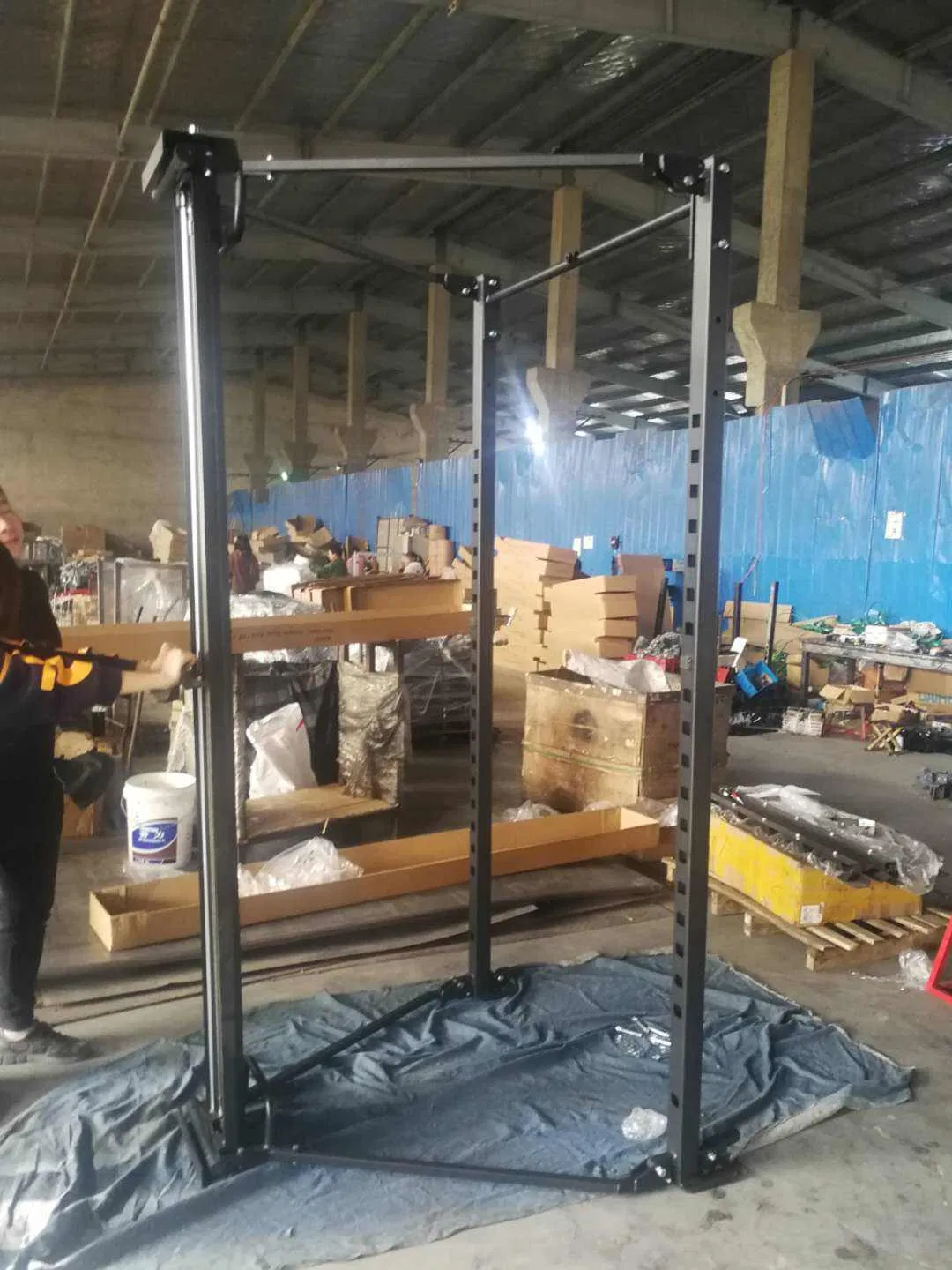 Functional Garage Adjustable Wall Mounted Gym Equipment Power Cage Half Folding Squat Rack