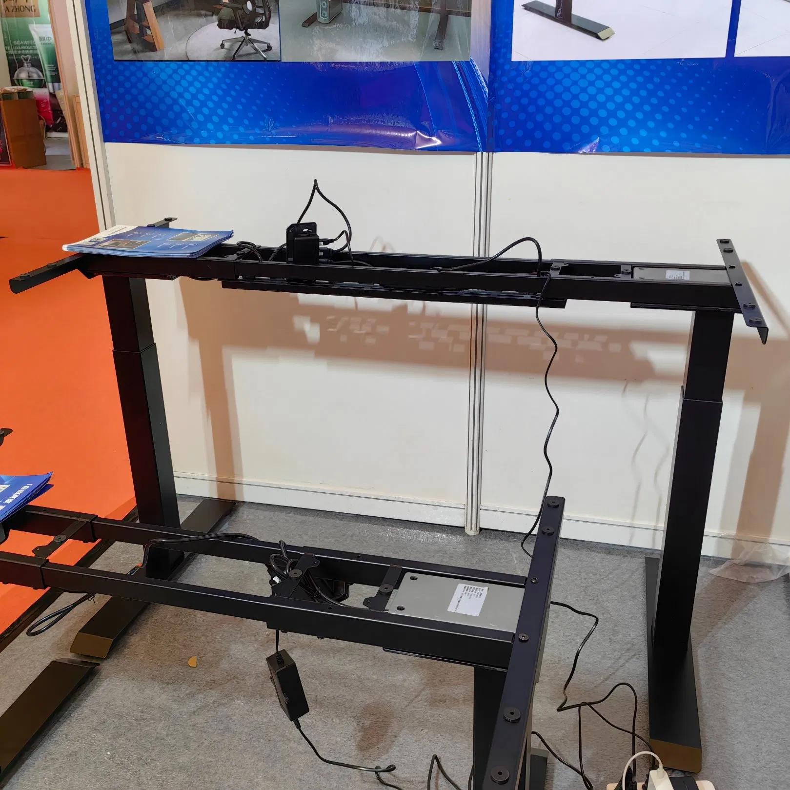 Online Hot Sale Sit Stand Height Adjustable Standing Desk Converter