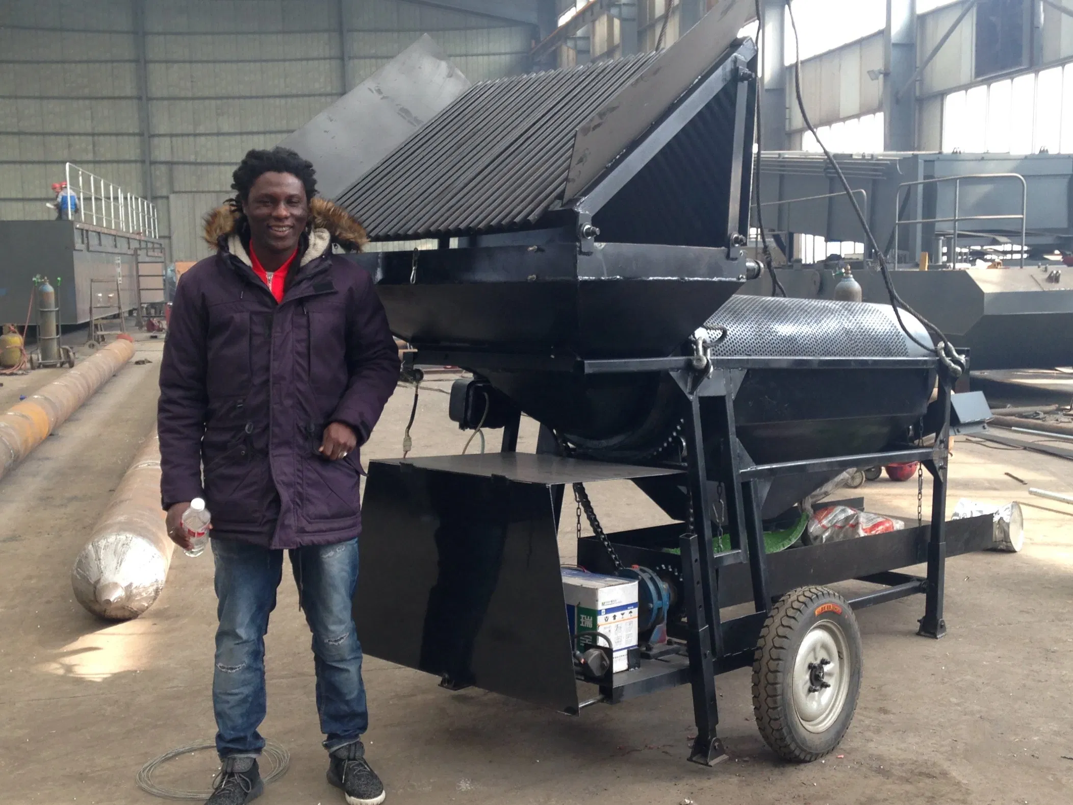 New China Mobile High Recovery Gold Panning Equipment Gold Washing Tool with Sluice Box