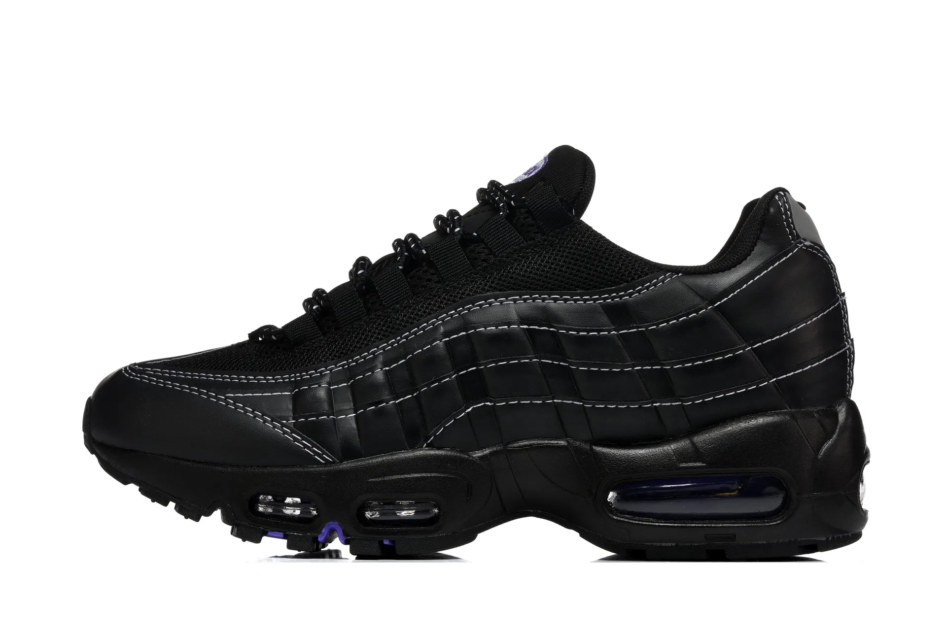 Running Shoes View 4