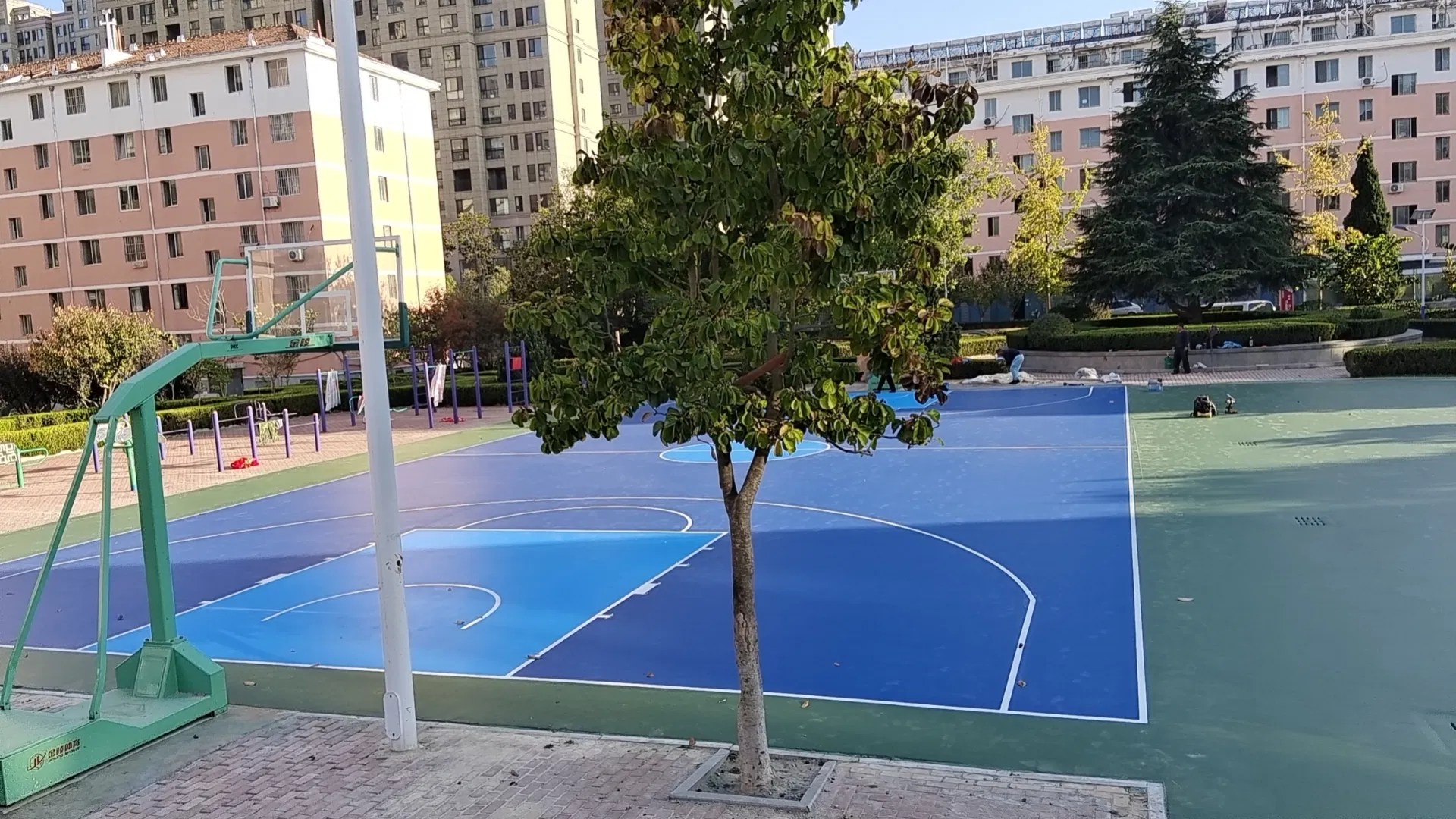High-Performance Eco-Friendly Sports Court Surface with ISO9001 Certification