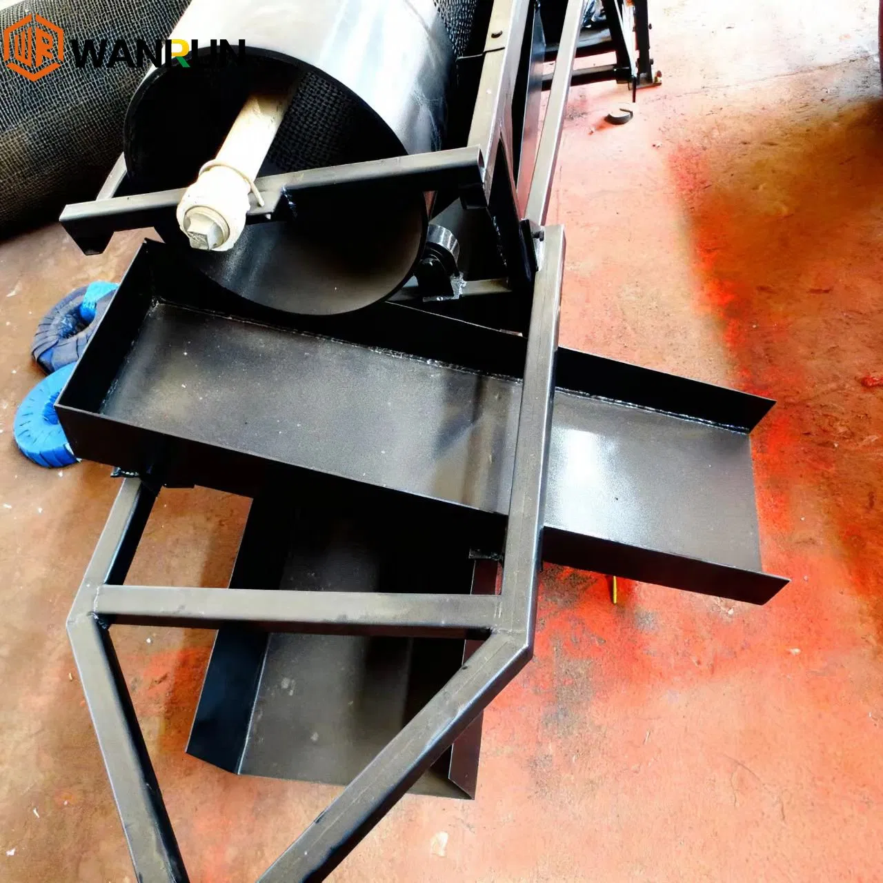 New China Mobile High Recovery Gold Panning Equipment Gold Washing Tool with Sluice Box