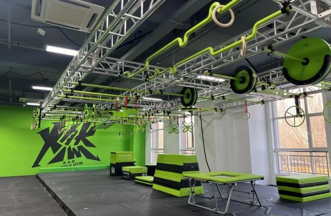 Indoor Ninja Warrior Training Track: Enhance Kids' Strength and Agility