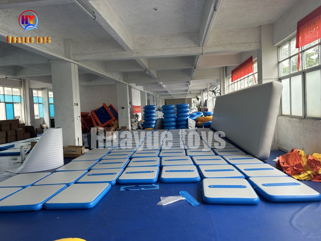 Factory Custom Inflatable Air Track Floor Gymnastics Mat Custom Color