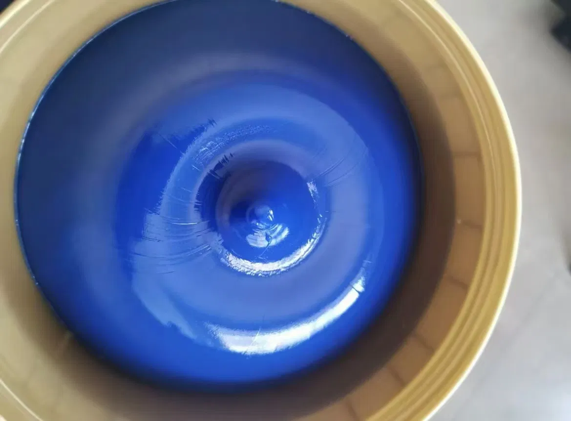 Heavy-Duty Grease Solutions for Automotive and Industrial Needs