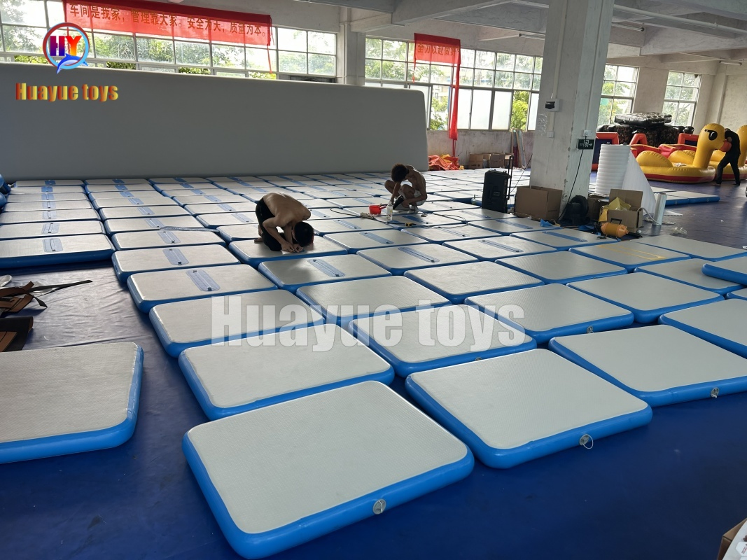 Factory Custom Inflatable Air Track Floor Gymnastics Mat Custom Color