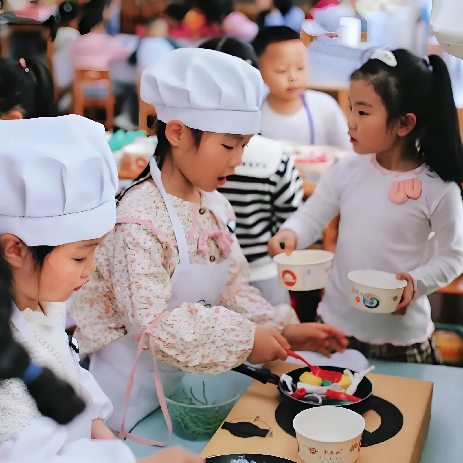 Customizable Indoor Play Equipment for Role Play and Safety Assurance