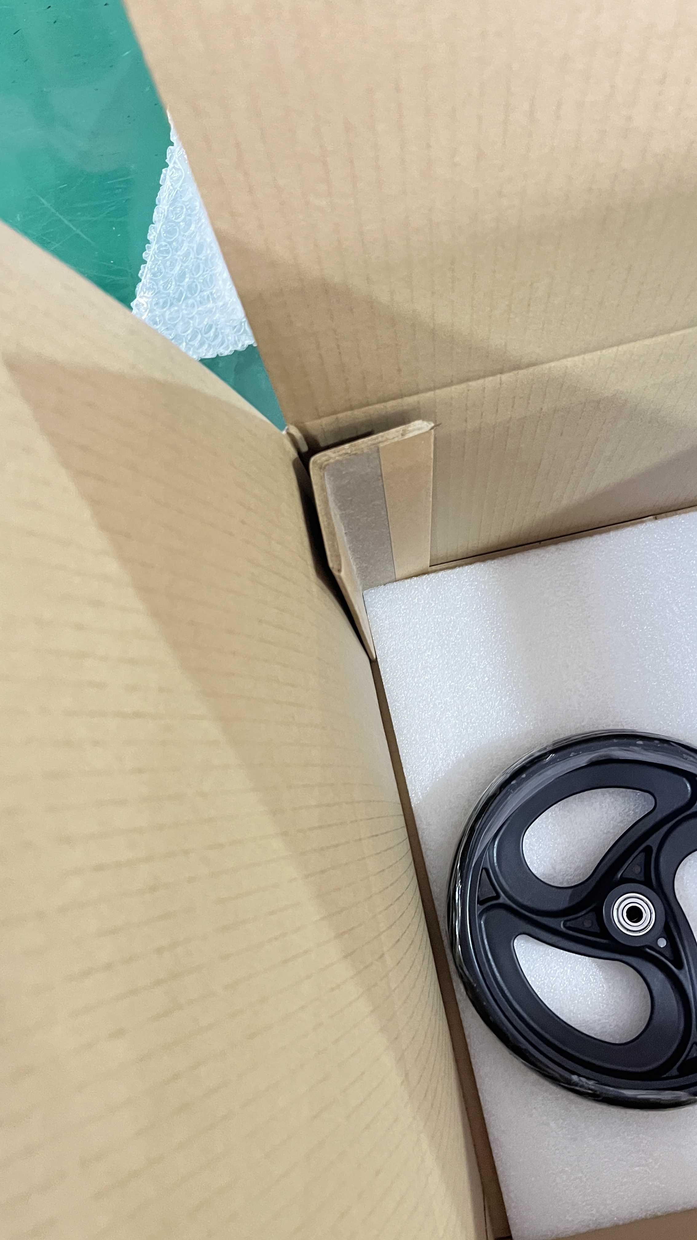 Packaging view 3