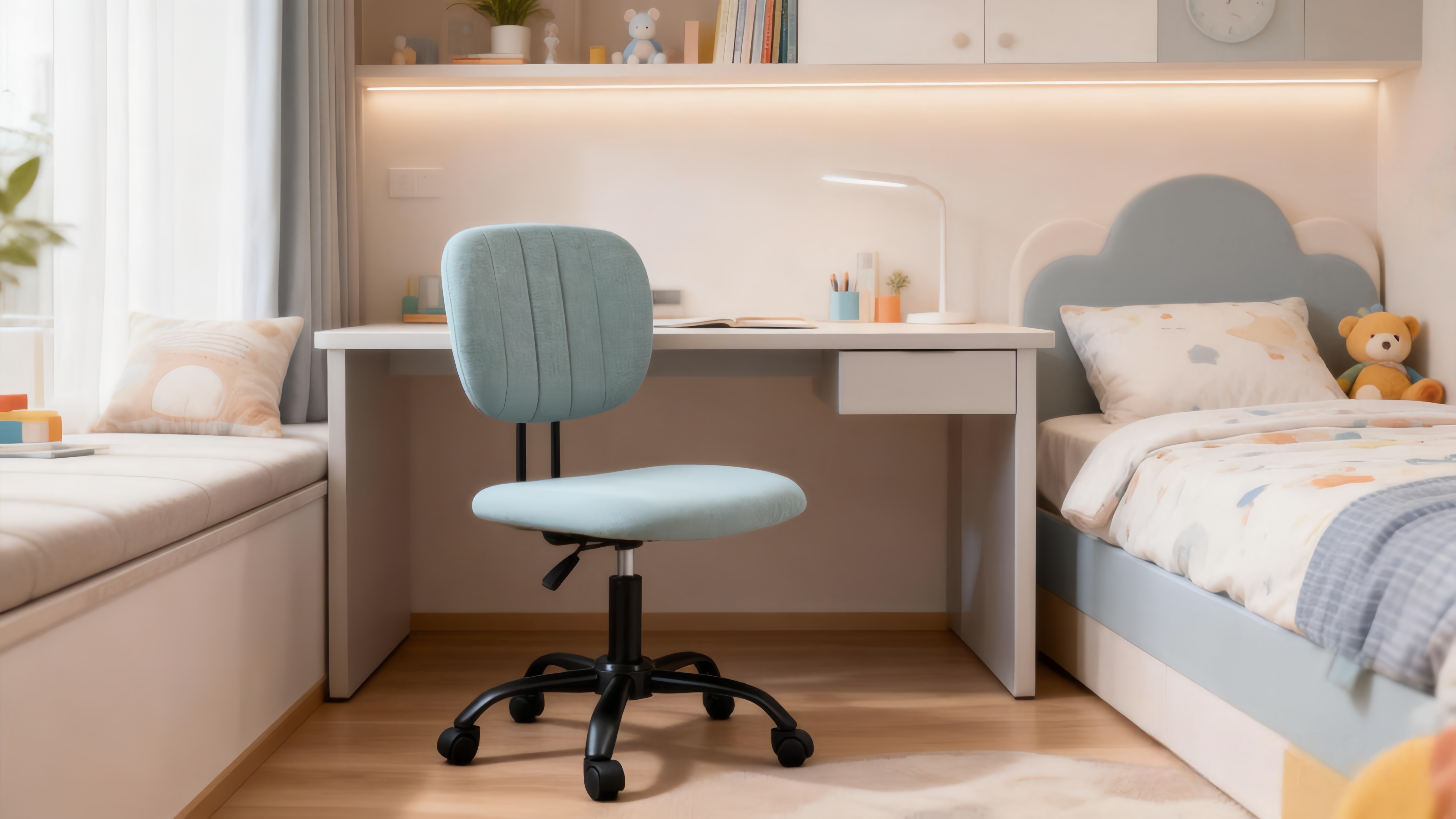 Swivel chair presentation