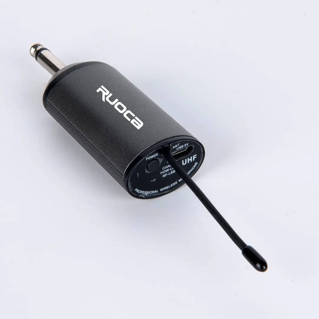 Wholesale Ruoca RC-U8061 Professional Single Handheld Microphone UHF Wireless Microphone System with Recharging Mini Receiver for Home , Church , Conference Room,Stage Factory, Exporter