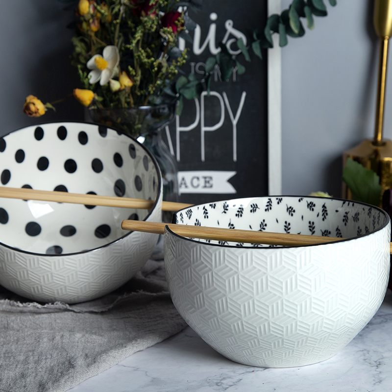 Japanese Style Bowl Inside Pad Printing Outside Embossed Porcelain Ramen Bowl with Chopsticks