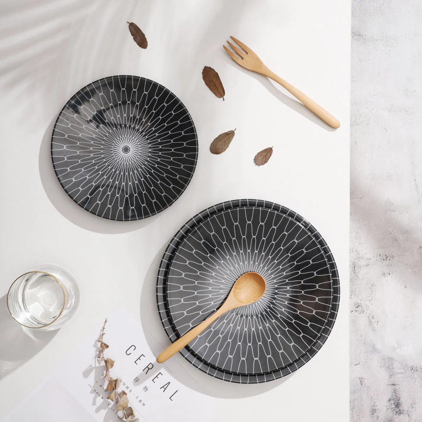 Simple Modern Style Classic Melamine Dinnerware Set with Black Lines and Solid Color Melamine Plate