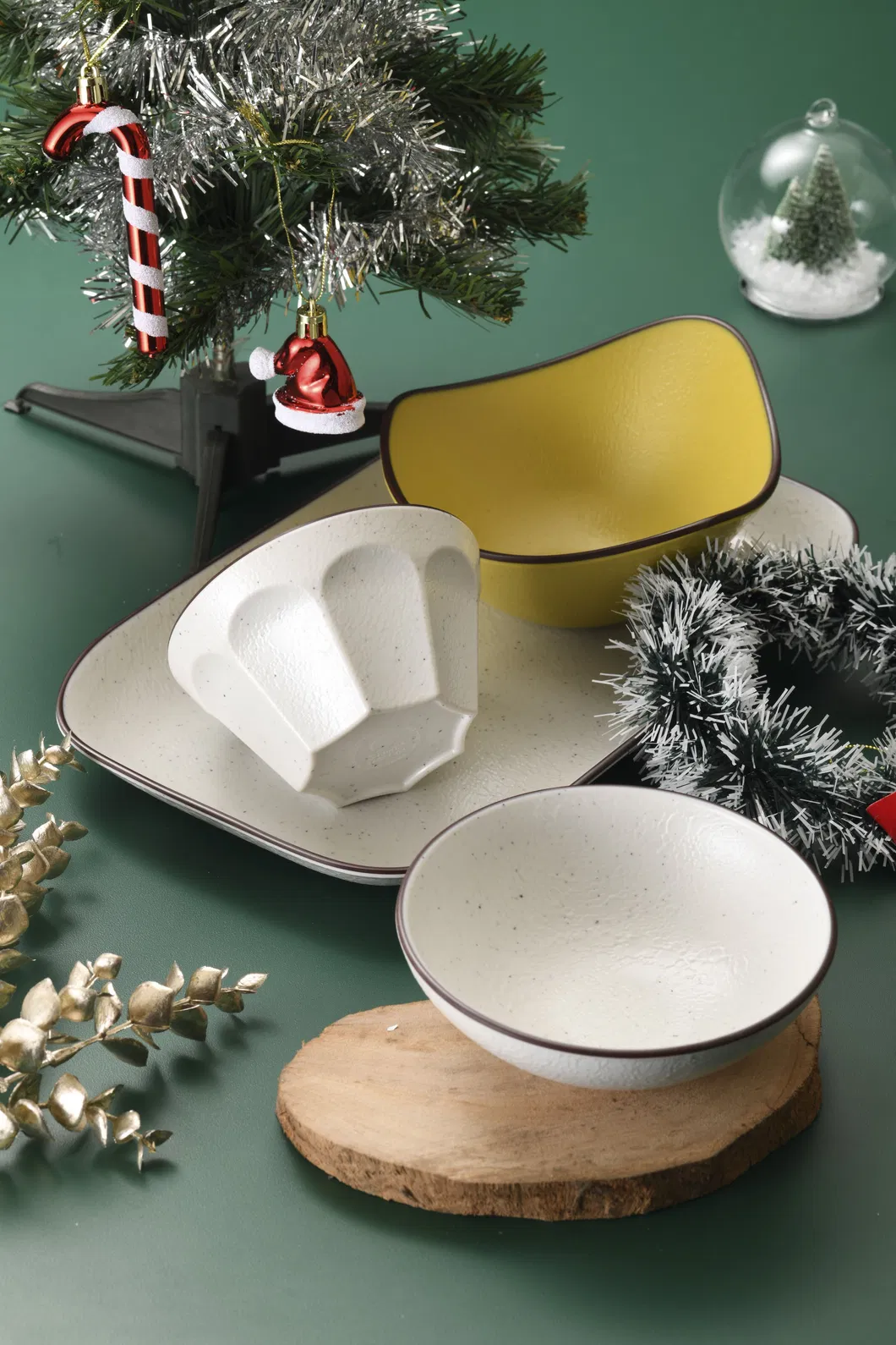 Irregular Serving Bowl Detail 1