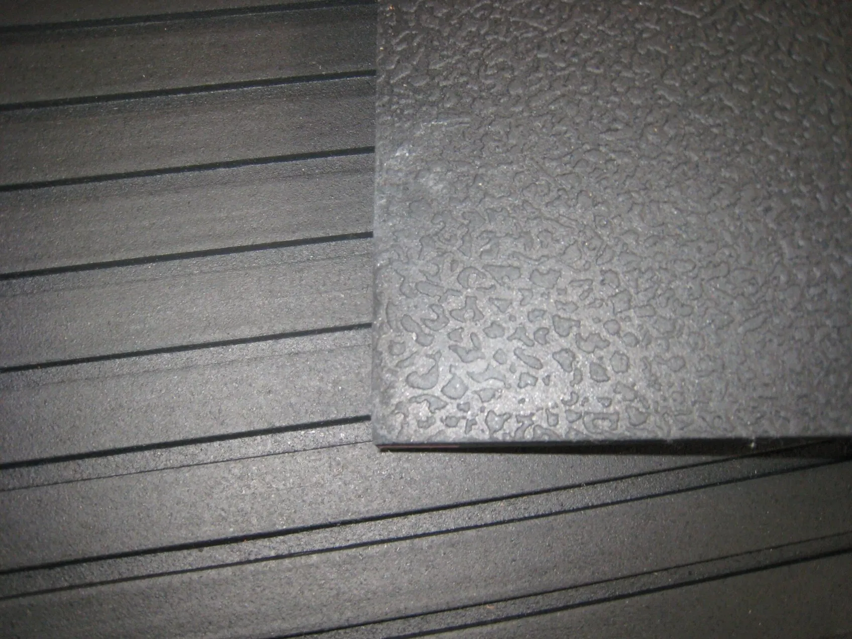 Interlocking Dairy Cattle Cow Flooring Bed Mattress Ramp Livestock Horse Stable Mat