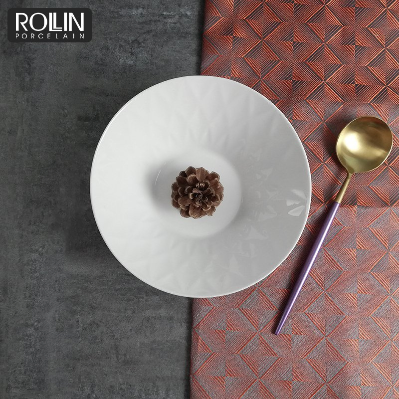 Unique Design Western Style Different Sizes Porcelain Salad Bowl