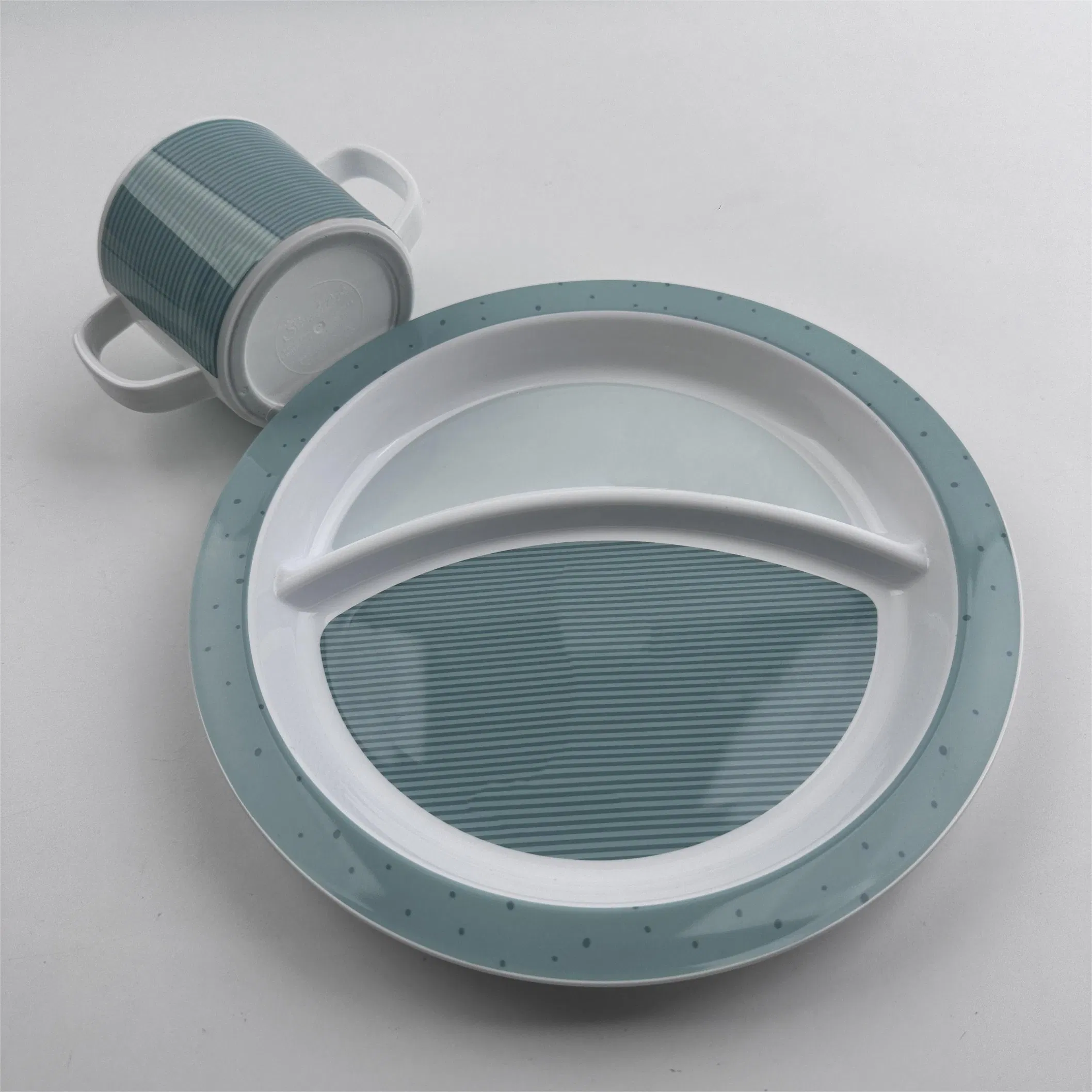 Aohea Casual Luxury Tableware Compartments 4 Pack Unbreakable Dinner Plates 9 Inch PP Reusable Deep Plastic Adult Teenager Dinner Melamine Plate