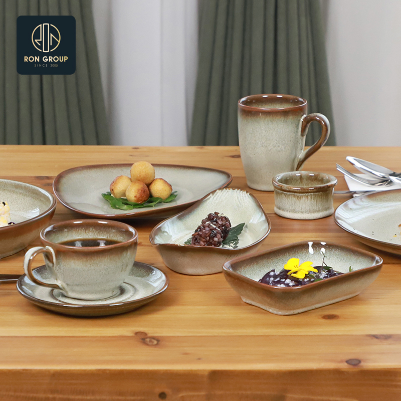 Classic Eco-Friendly Ceramic Porcelain Round Sauce Soup Bowl for Coffee Shop Restaurant Hotel Commercial Dining Use