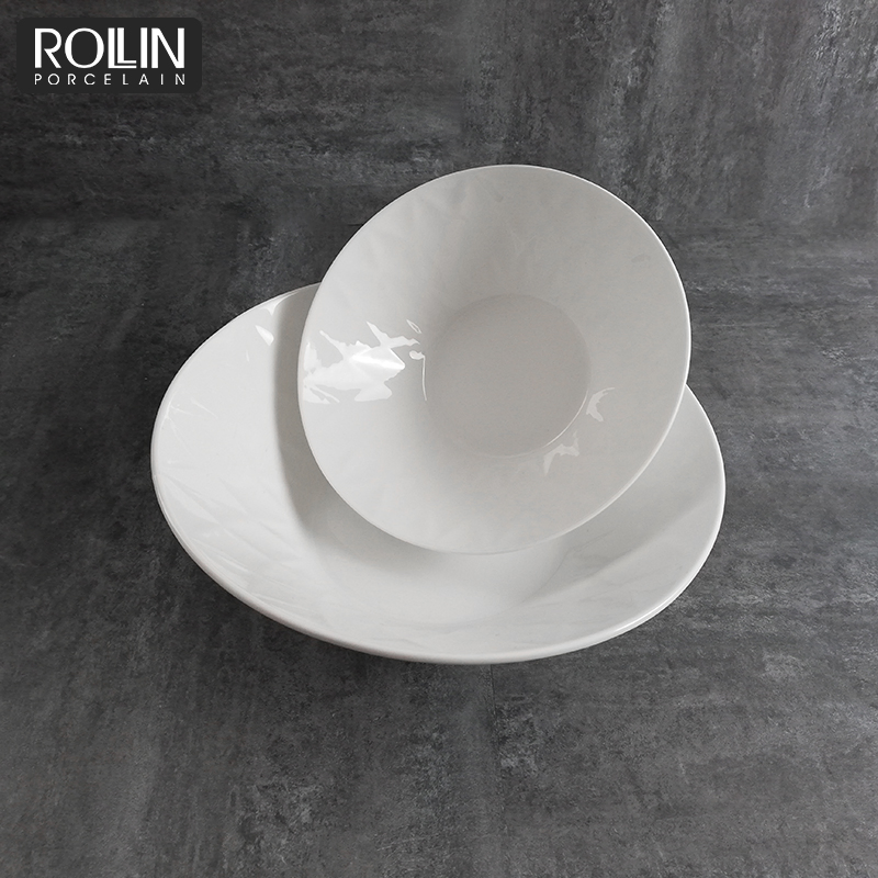 Unique Design Western Style Different Sizes Porcelain Salad Bowl