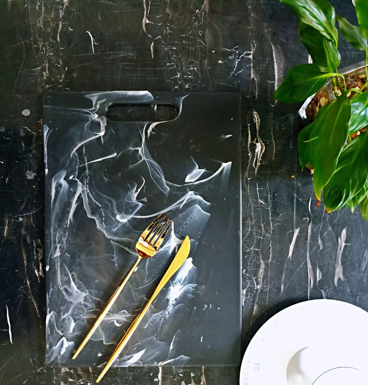 Factory Sale Cheap Kitchen Wheat Straw Plastic Cutting Board Chopping Board