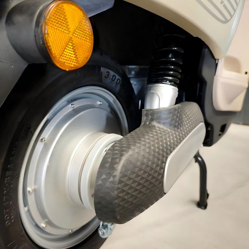vintage macaron electric scooter detail 11