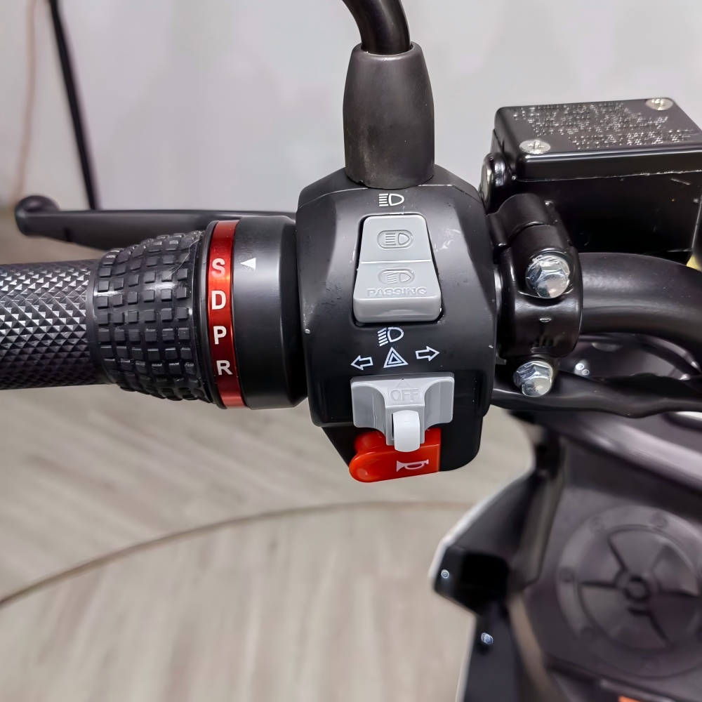 Scooter Image 23
