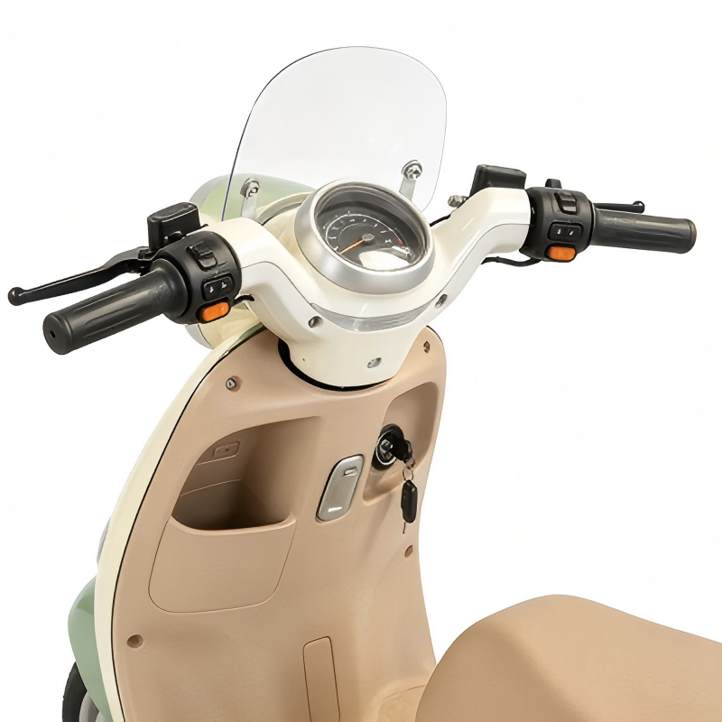 vintage macaron electric scooter detail 20
