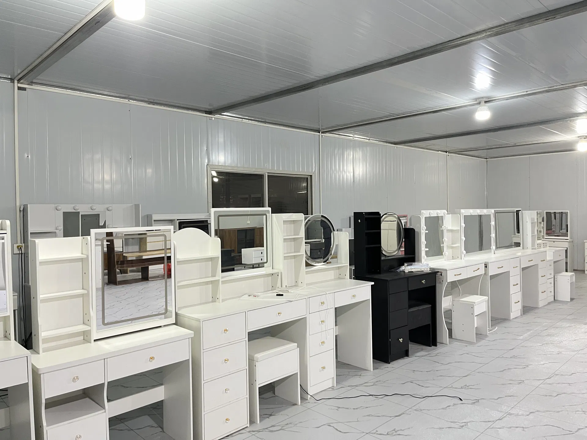 Dressing Table View 2