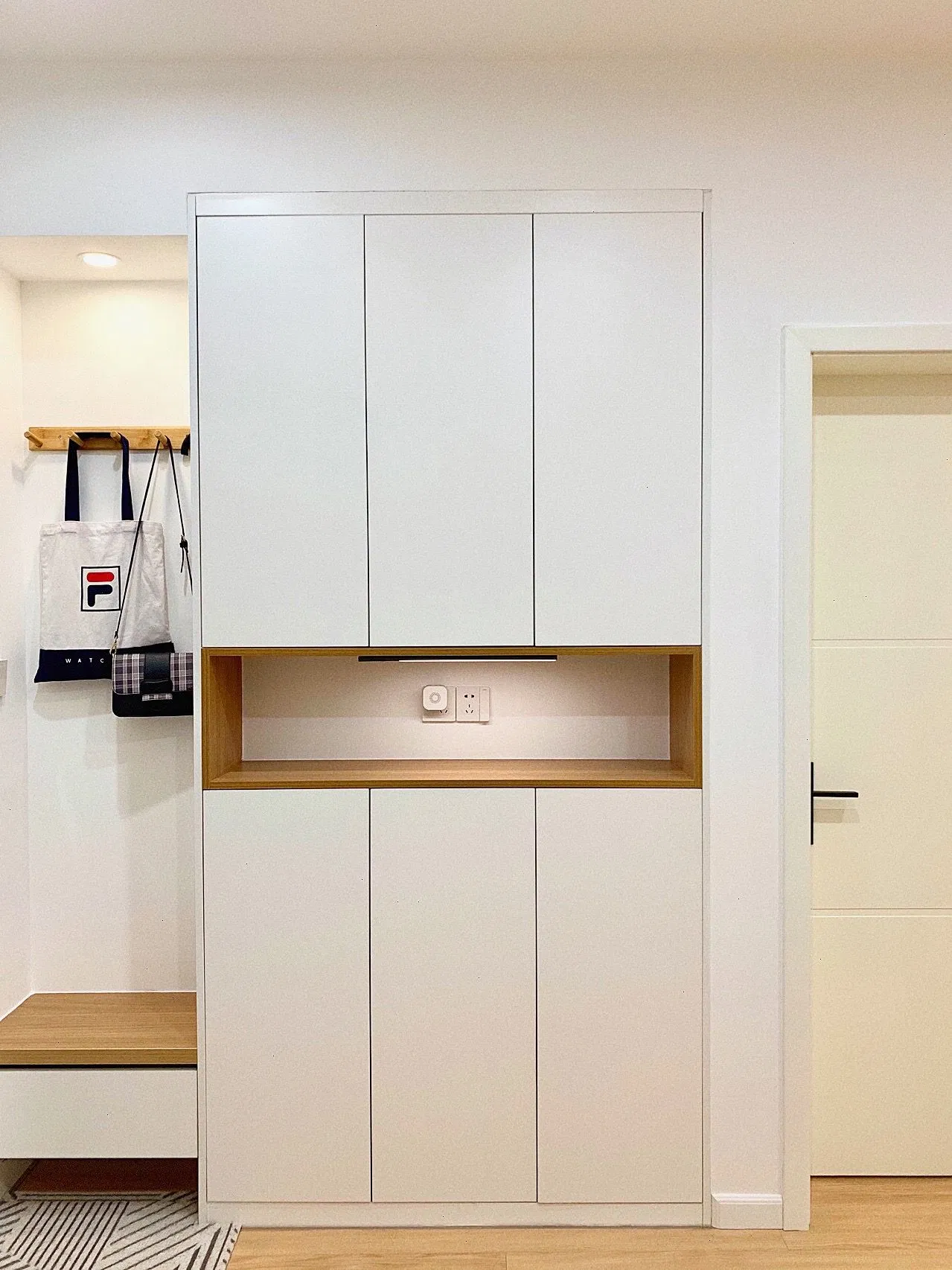 Shoe Cabinet Detail 6