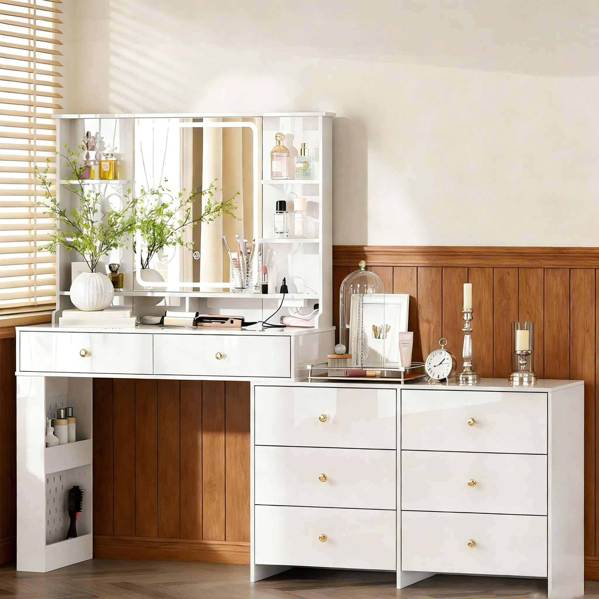 Retractable Make-up Table Bedroom Adjustable Brightness Dressing Table