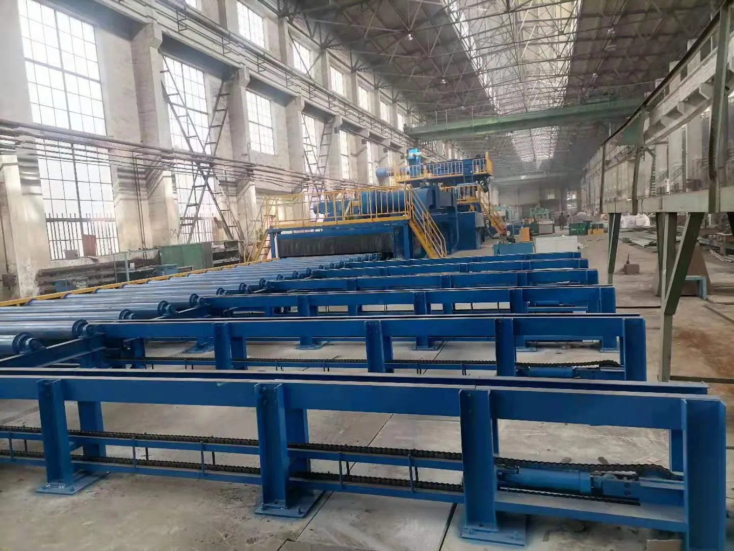 Xq69 Roller Pass Through Shipyard Use Pretreatment Line Shot/Wheel Blasting/Blast Machine