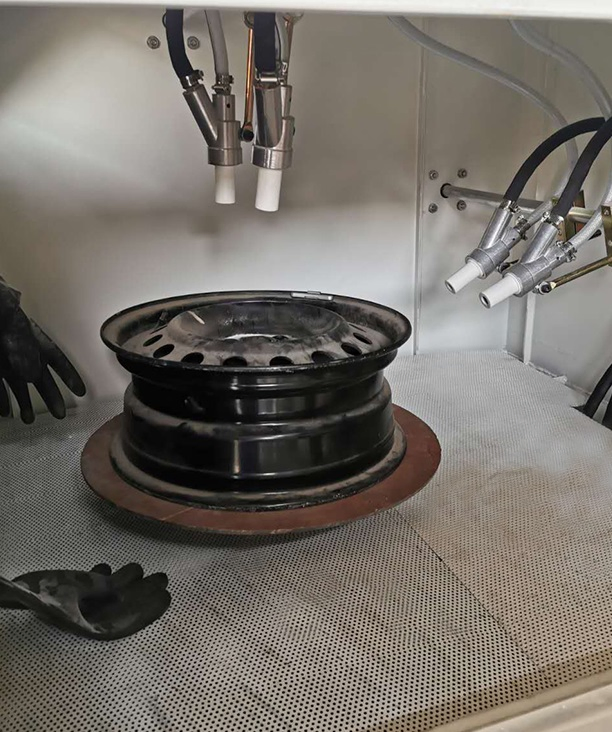Automatic Sandblasting Equipment Media Blasting Machine for Wheel Cleaning