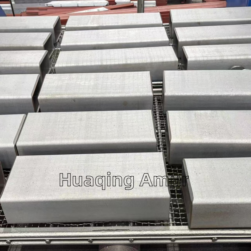 Automatic High-Performance H Beam Steel Profile Surface Cleaning Shot Blasting Machine/Steel Structure Sand Blasting Machine/Pipe Cleaning Machine/Sand Blaster