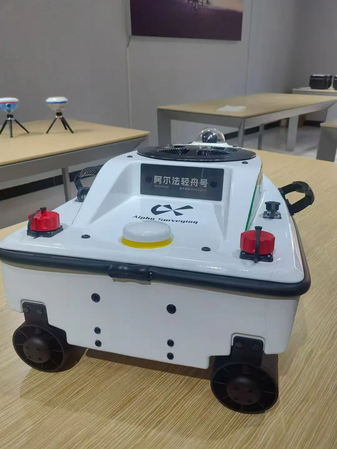 Latest Model Draft Water Surface Cleaning Unmanned Ship Alpha Me Draft Ship Water Area Surveying Equipment for Water Conservancy Project