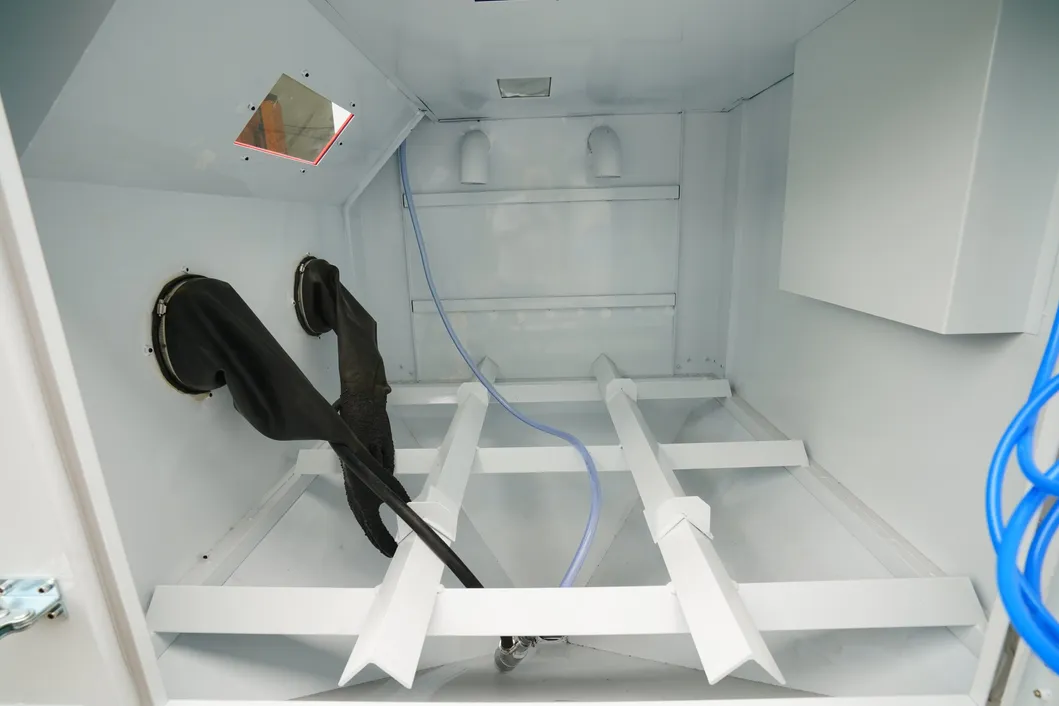 Sandblasting Chamber