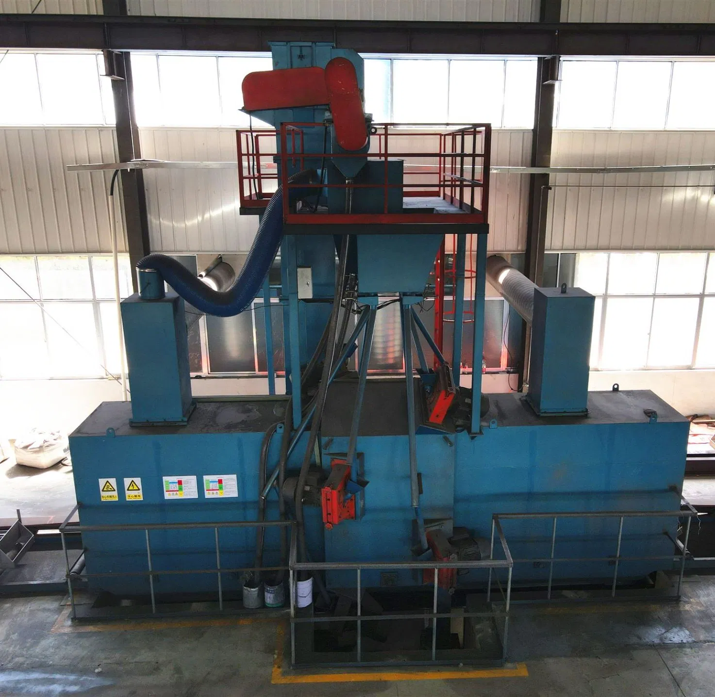 High-Efficiency Roller Conveyor Shot Blasting Machine for Rust Removal