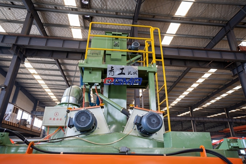 Qinggong Rotary Table Type Shot Blasting Machine for Gears Shafts Forgings Cleaning