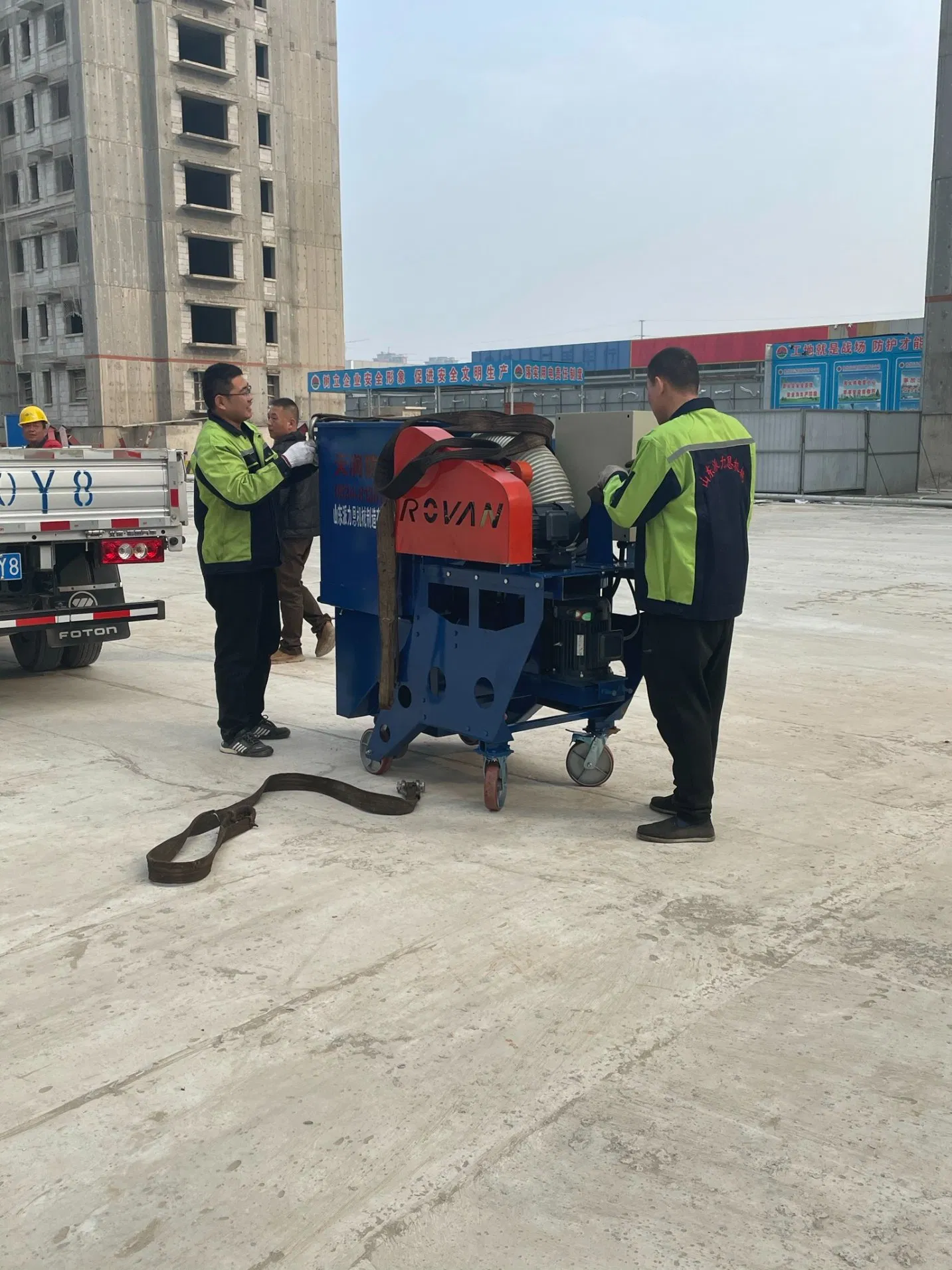 Mobile Portable Concrete Surface, Large Steel Pipe Surface Treatment Shot Blasting Machine