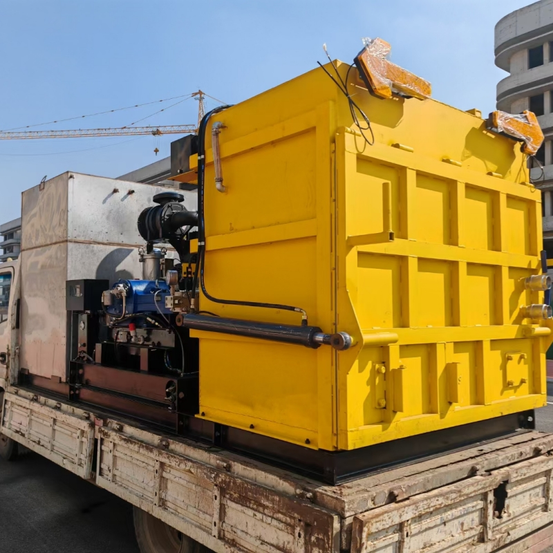 Diesel High Pressure Cleaner Road Mark Removal Machine Vacuum Recovery System